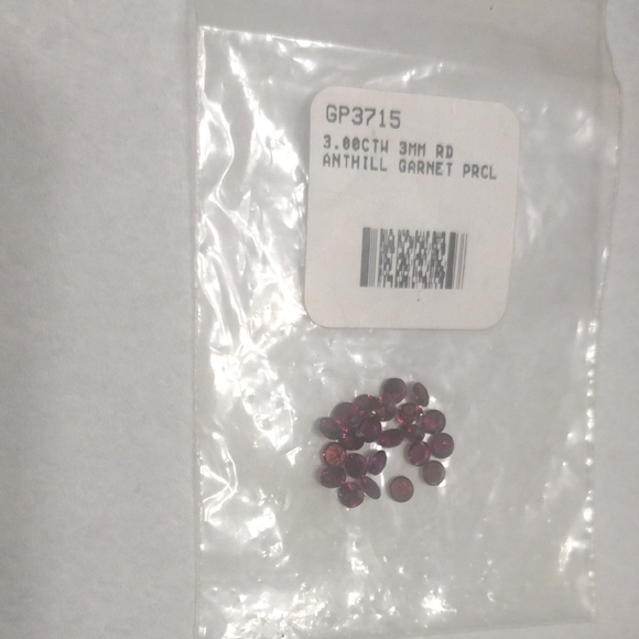 None Other - 3.00 CTW (RARE) Anthill Garnet Parcel